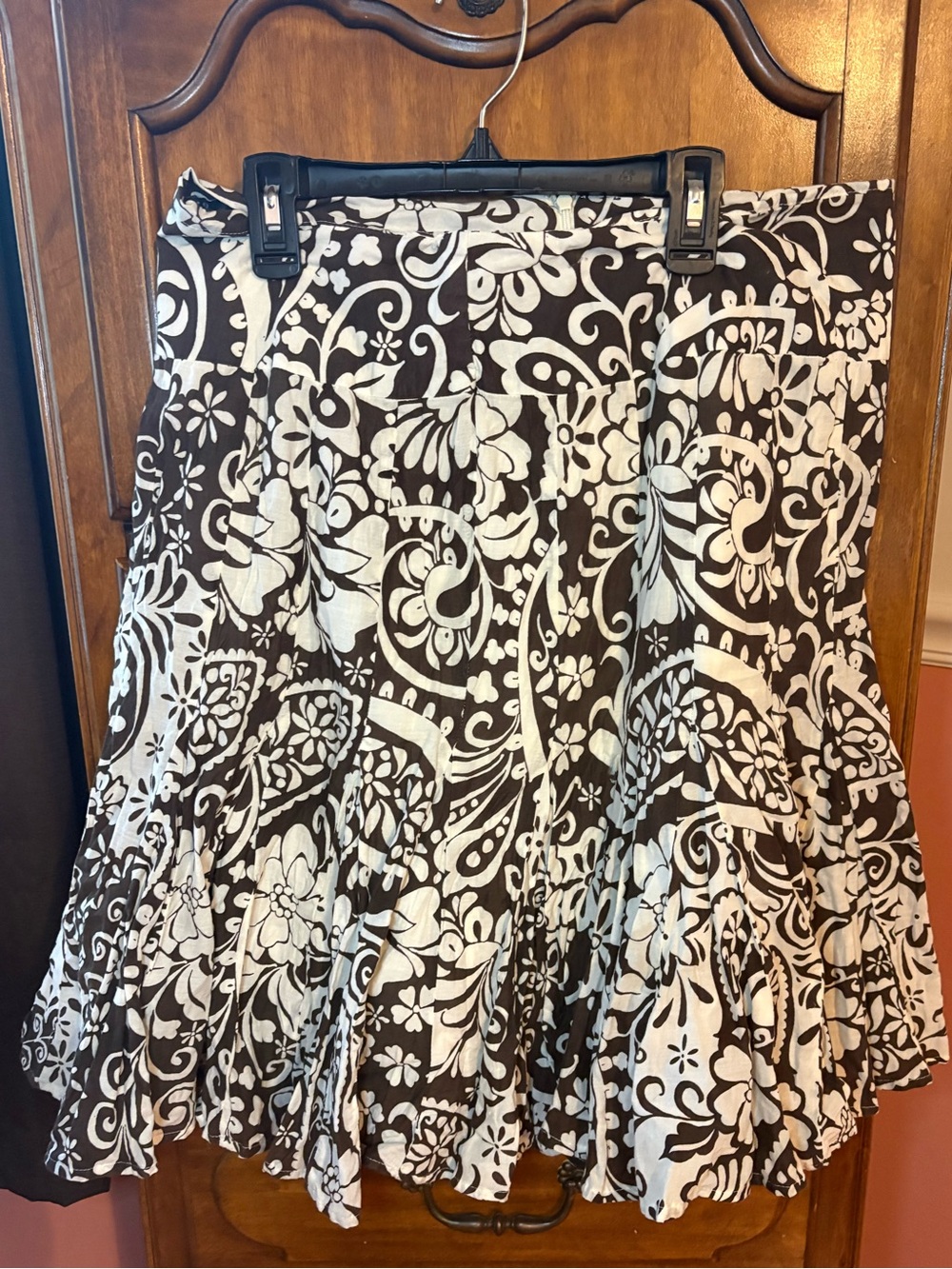 APT 9 Women’s Brown and White Floral A-Line Skirt size 8